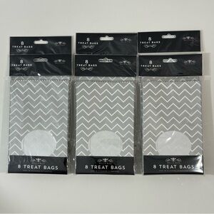 Bella Bug 6 - 8ct Treat Bags Grey and White